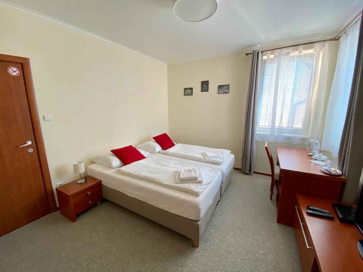 Penzion Le Monde Hotel Bardejov Buitenkant foto