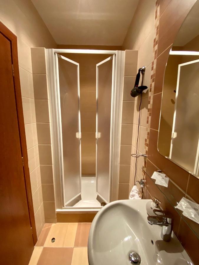 Penzion Le Monde Hotel Bardejov Buitenkant foto